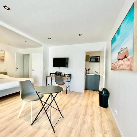 Residence Duguay - Centre Ville - Porte B - Appartements Tout Confort - Neuf - Nouveau Lorient Exteriör bild