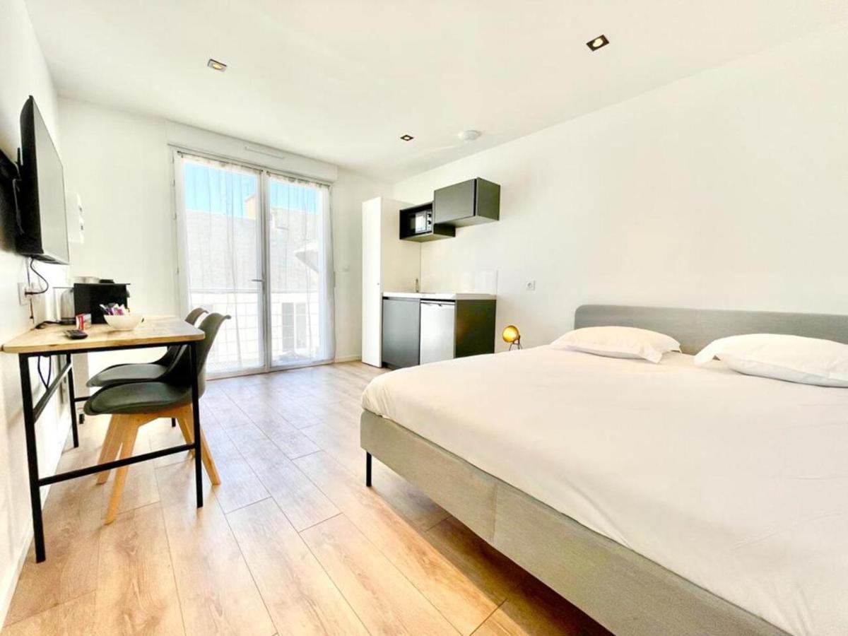 Residence Duguay - Centre Ville - Porte B - Appartements Tout Confort - Neuf - Nouveau Lorient Exteriör bild