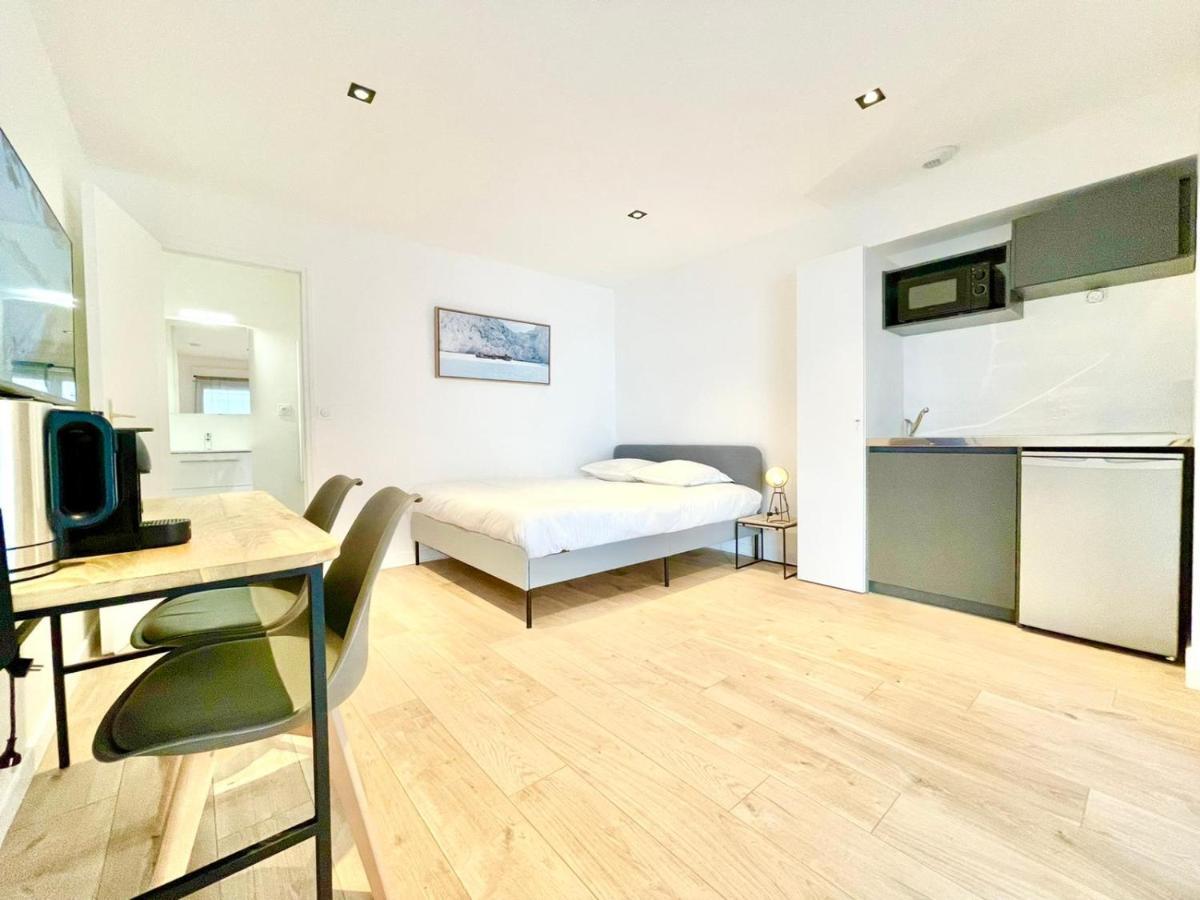 Residence Duguay - Centre Ville - Porte B - Appartements Tout Confort - Neuf - Nouveau Lorient Exteriör bild
