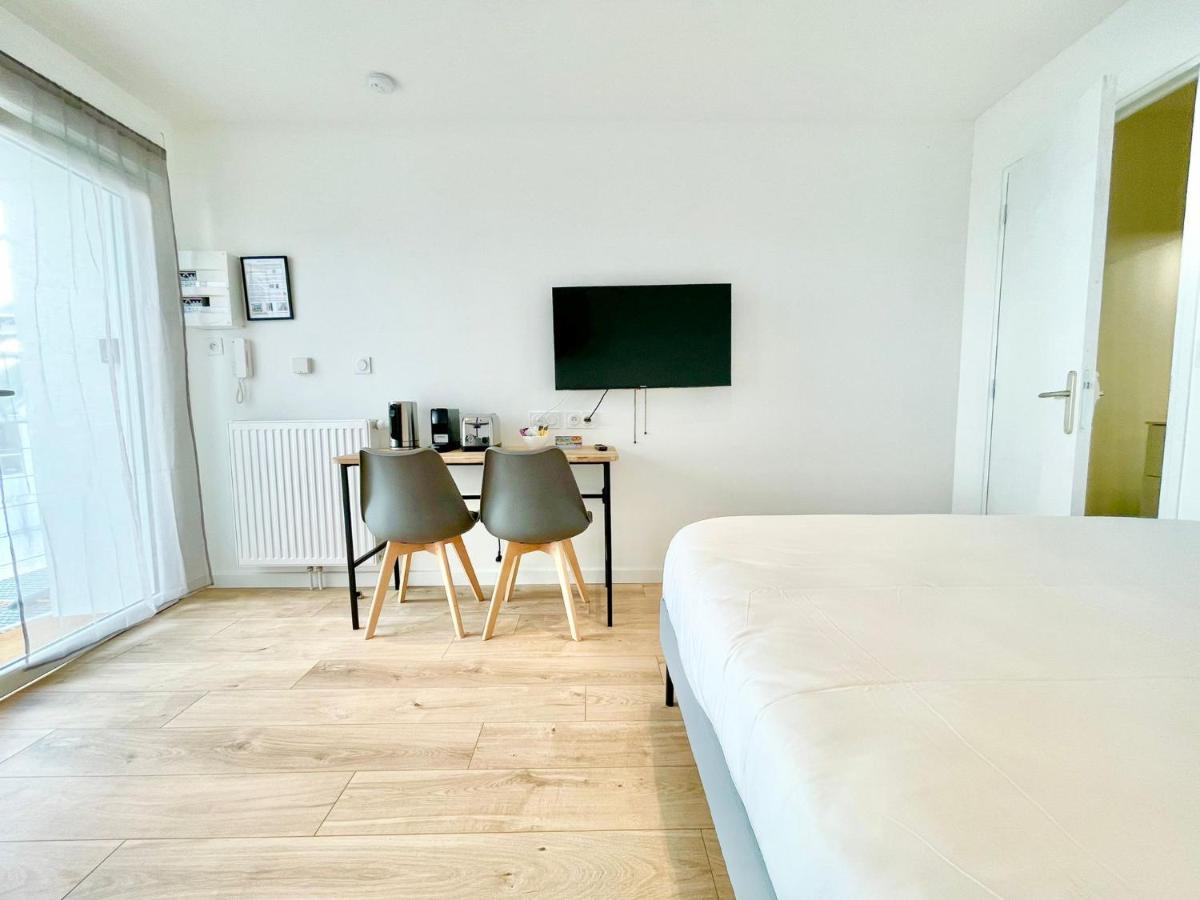 Residence Duguay - Centre Ville - Porte B - Appartements Tout Confort - Neuf - Nouveau Lorient Exteriör bild