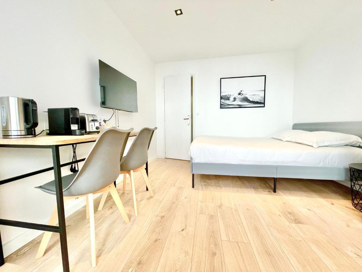 Residence Duguay - Centre Ville - Porte B - Appartements Tout Confort - Neuf - Nouveau Lorient Exteriör bild