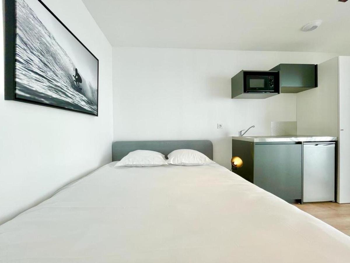 Residence Duguay - Centre Ville - Porte B - Appartements Tout Confort - Neuf - Nouveau Lorient Exteriör bild