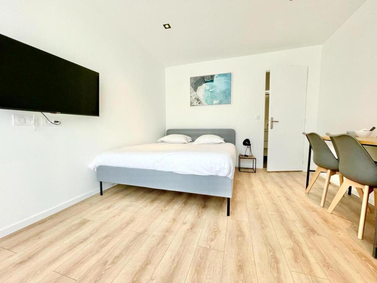 Residence Duguay - Centre Ville - Porte B - Appartements Tout Confort - Neuf - Nouveau Lorient Exteriör bild